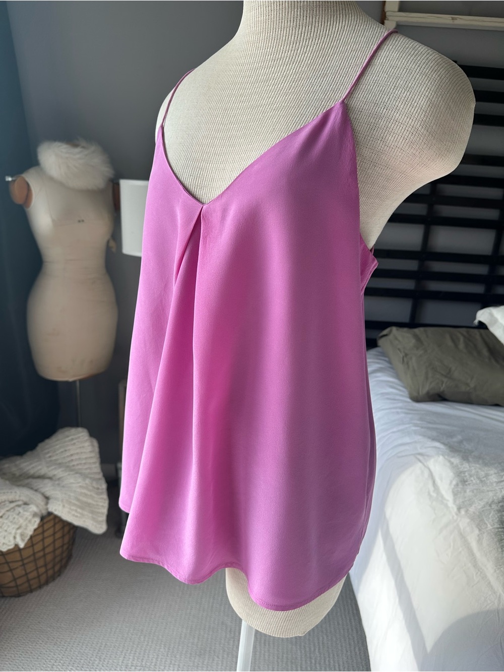 Joie rose colored 100% Silk Spaghetti Strap Camisole, size large